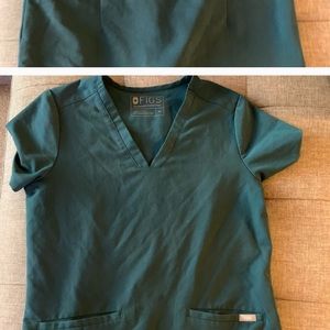 Scrub Top